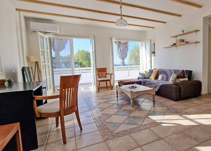 Beachlife: The Apartment