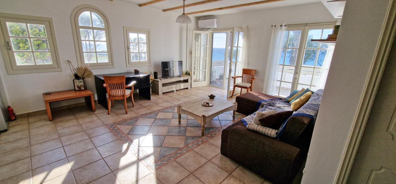 Apartment Beachlife: The *